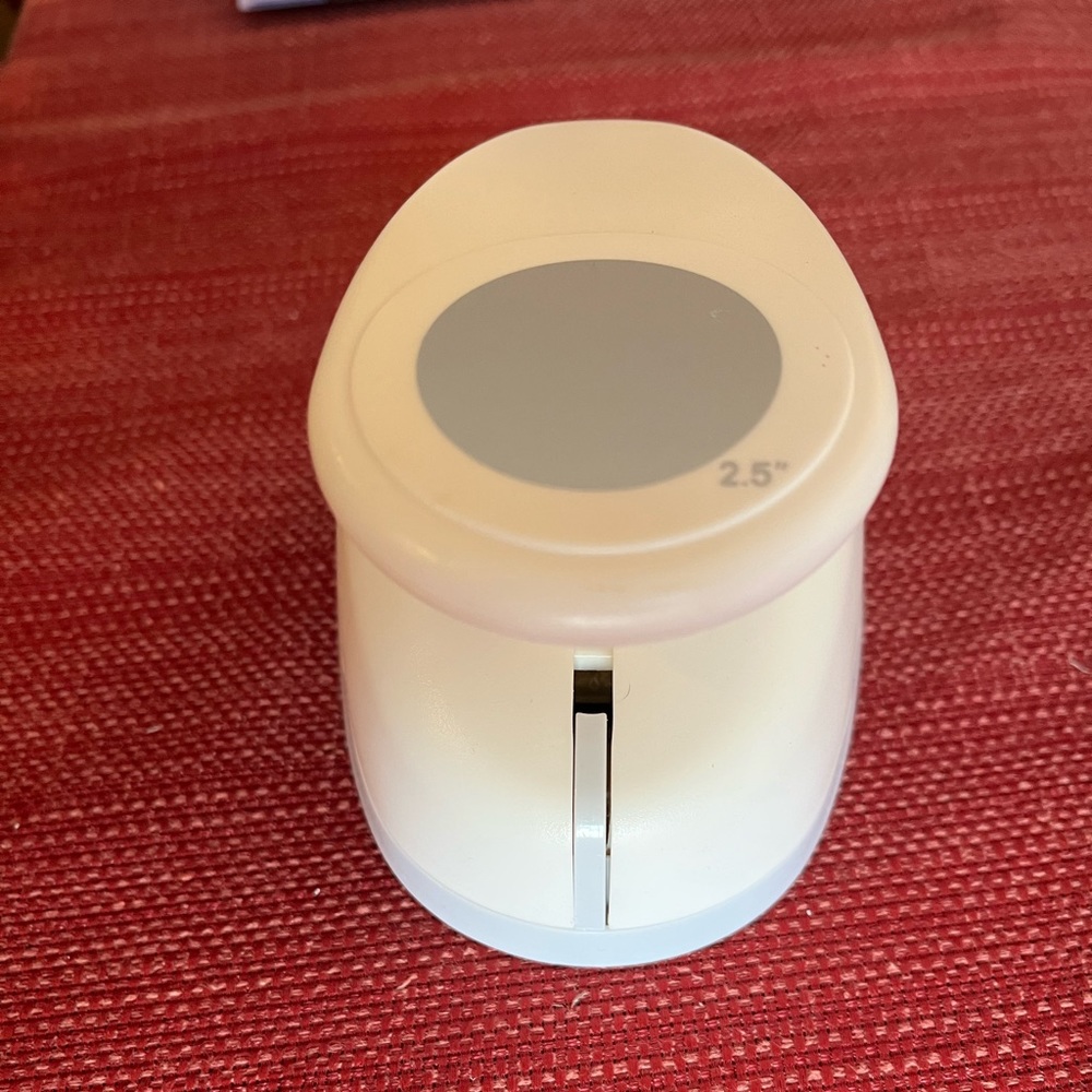 Circle Punch 2 1/2”